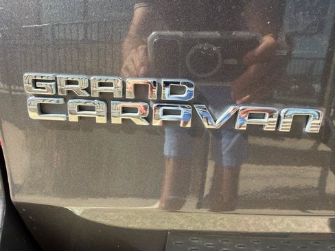 Used 2019 Dodge Grand Caravan GT FWD image 48