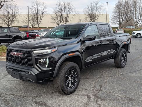 Certified 2024 GMC Canyon Elevation w/ Elevation Premium Package image 5