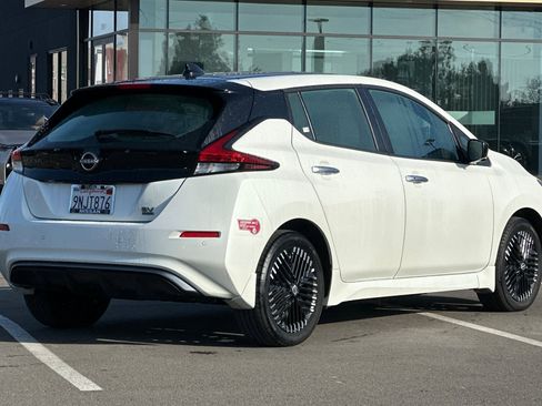 Certified 2024 Nissan Leaf SV Plus image 4