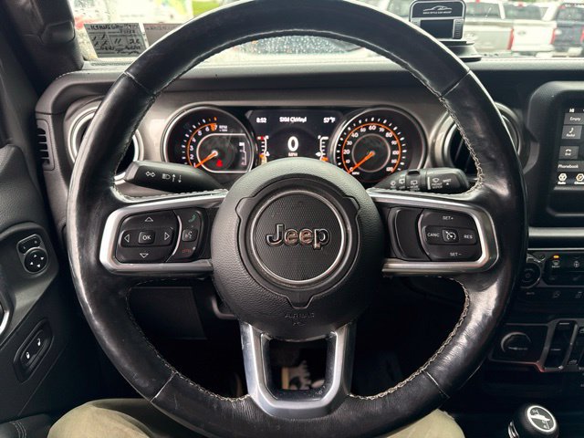 Used 2019 Jeep Wrangler Unlimited Sahara w/ Cold Weather Group AWD/4WD image 12