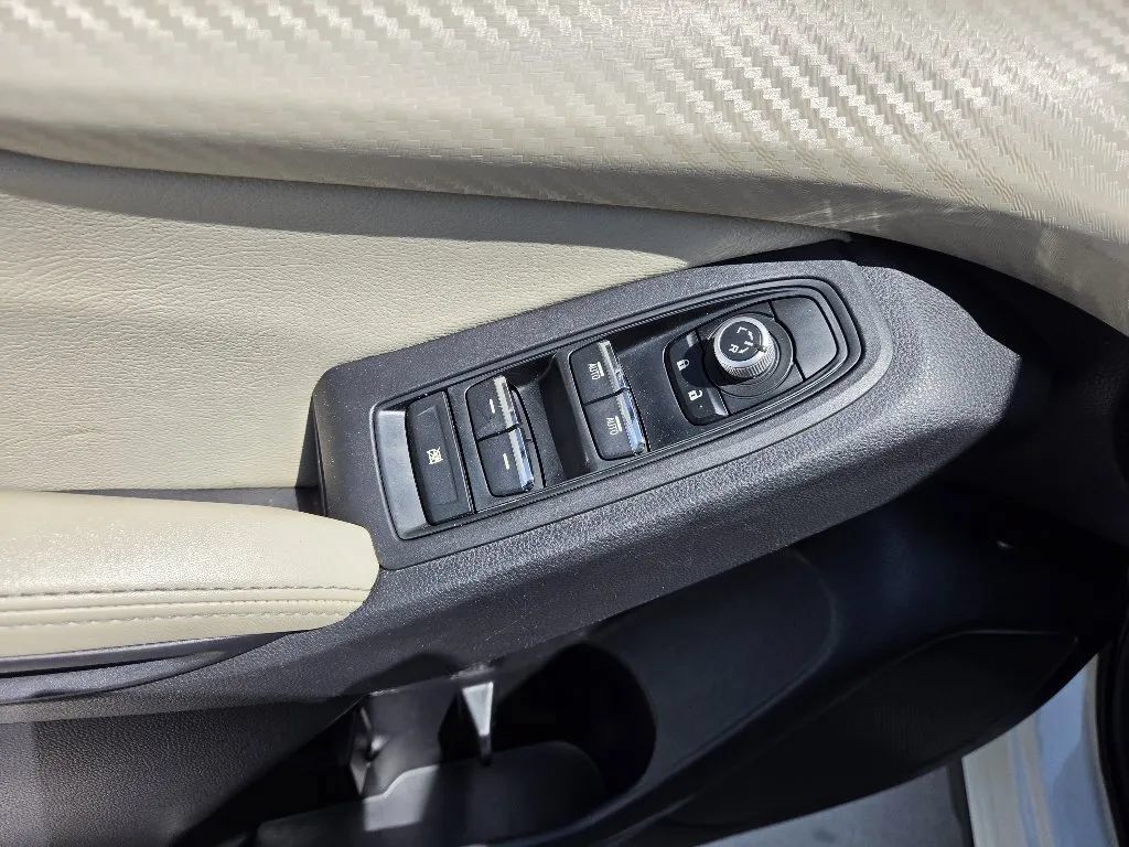 Used 2020 Subaru Ascent Premium w/ Sport Package AWD/4WD image 12