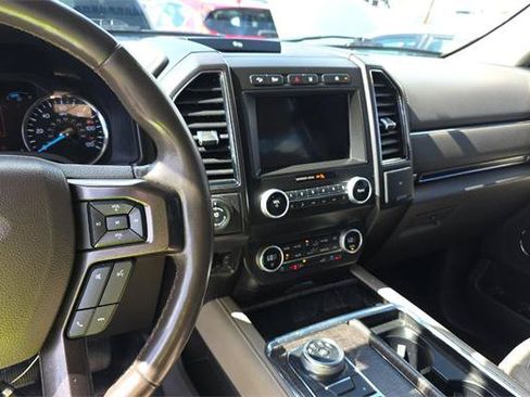 Used 2021 Ford Expedition Max Limited AWD/4WD image 10