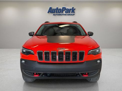 Used 2021 Jeep Cherokee Trailhawk w/ Technology Group AWD/4WD image 2