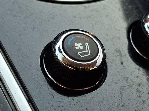 Certified 2022 Nissan Maxima Platinum w/ Sport Mat Group image 25