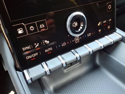 New 2027 GMC Terrain Elevation w/ Elevation Premium Package AWD/4WD image 27