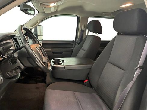 Used 2014 GMC Sierra 2500 SLE w/ SLE Preferred Package image 11