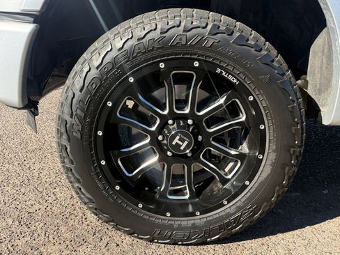 Used 2016 Ford F150 Platinum w/ Equipment Group 701A Luxury image 11