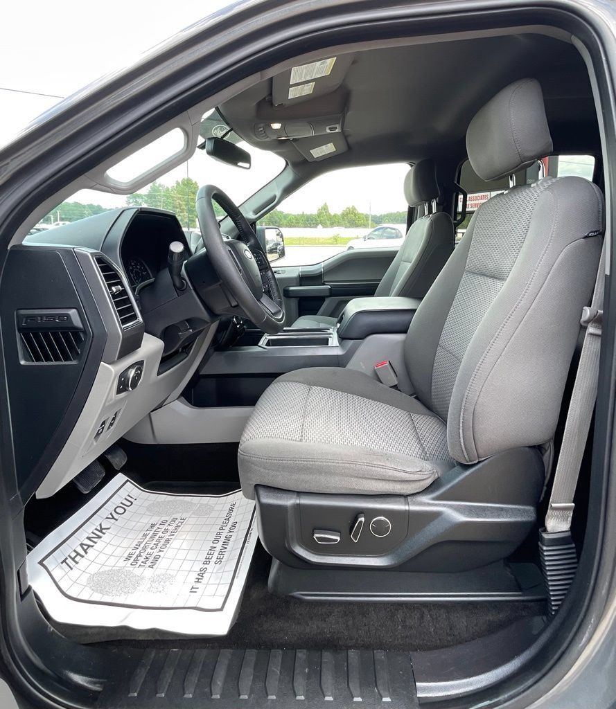 Used 2017 Ford F150 XLT w/ Equipment Group 302A Luxury AWD/4WD image 13