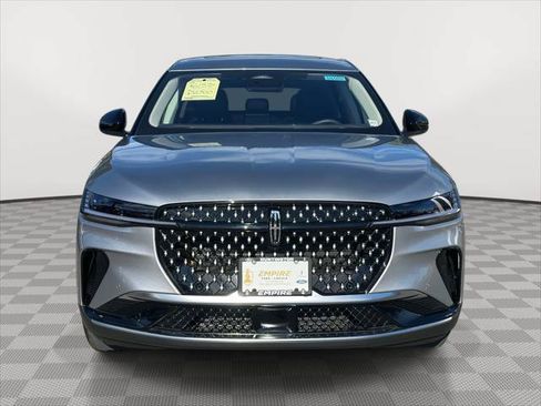 Used 2025 Lincoln Nautilus Premier w/ Equipment Group 102A AWD/4WD image 8