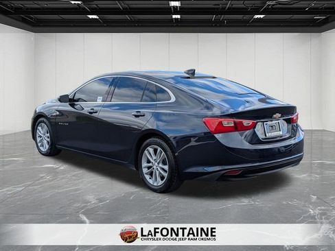 Used 2018 Chevrolet Malibu LT image 3
