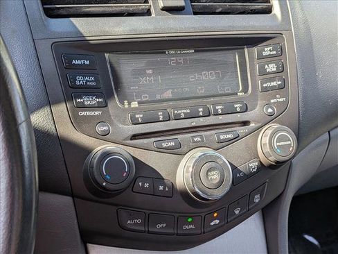 Used 2004 Honda Accord EX image 15