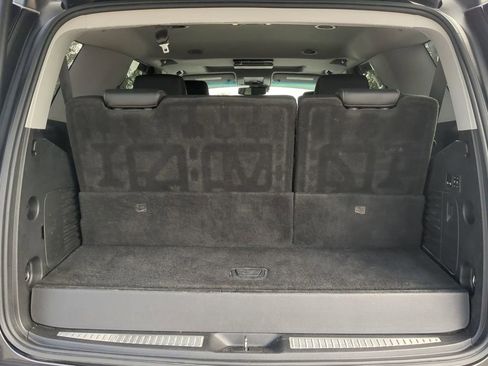 Used 2018 GMC Yukon SLT w/ Open Road Package image 12