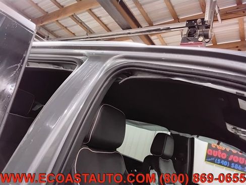 Used 2022 Chevrolet Suburban Premier image 23