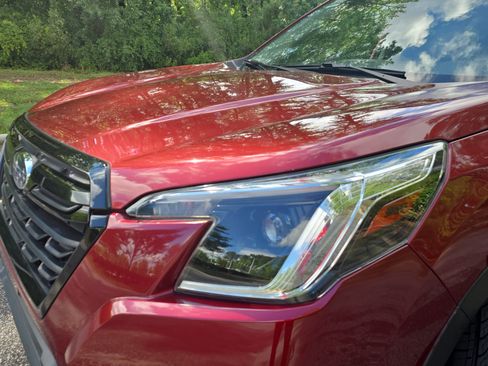 Used 2023 Subaru Forester Premium AWD/4WD image 30