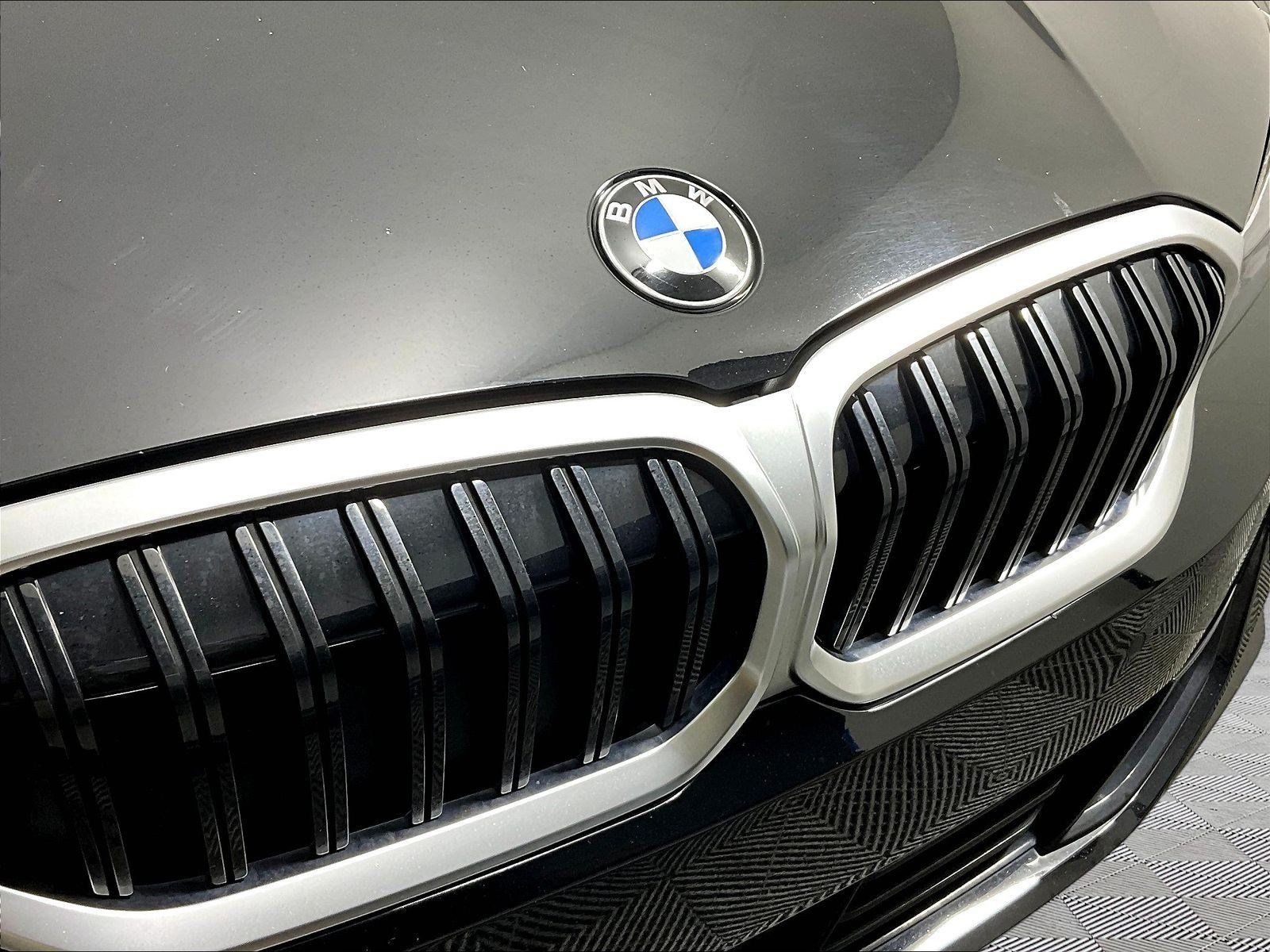 Used 2025 BMW 330i Sedan RWD image 33
