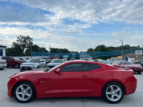 Used 2016 Chevrolet Camaro LT RWD image 4
