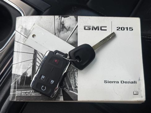 Used 2015 GMC Sierra 1500 Denali w/ Driver Alert Package AWD/4WD image 30