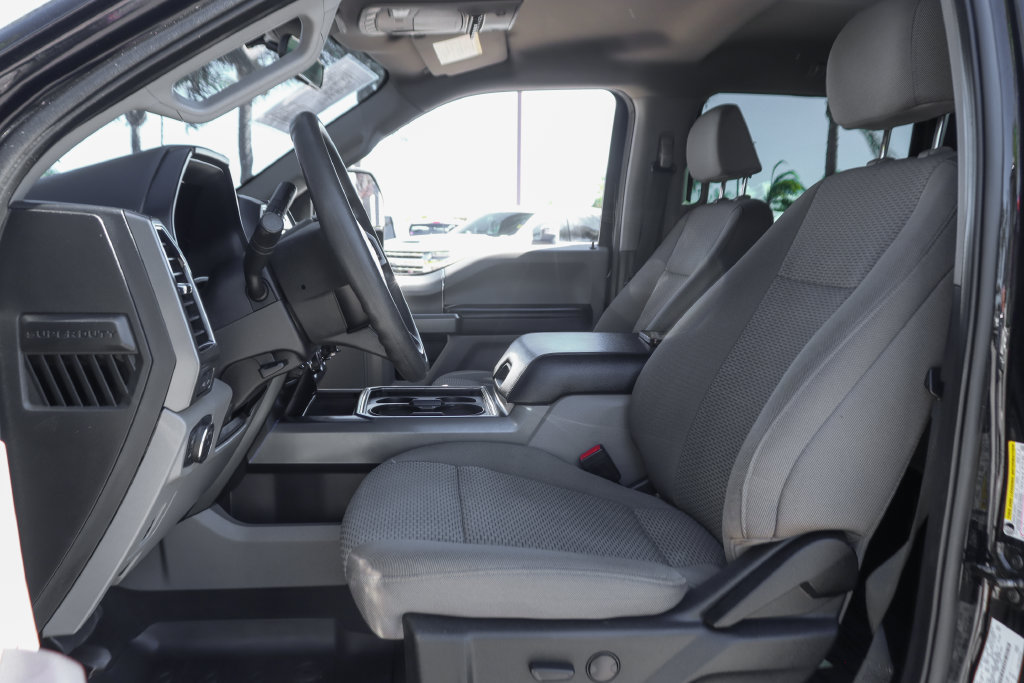 Used 2021 Ford F250 XLT w/ XLT Premium Package AWD/4WD image 17