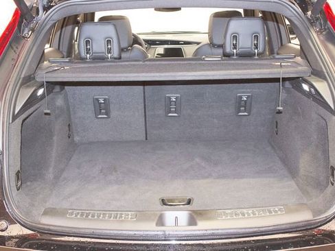 Used 2023 Cadillac XT4 Premium Luxury image 14