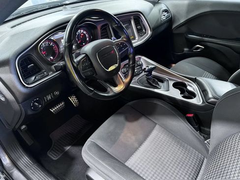 Used 2019 Dodge Challenger R/T w/ Driver Convenience Group RWD image 14