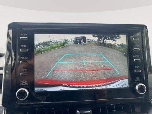 Used 2020 Toyota Corolla SE w/ SE Premium Package FWD image 25