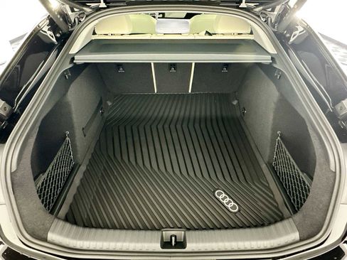 New 2025 Audi A6 e-tron Premium Plus image 25