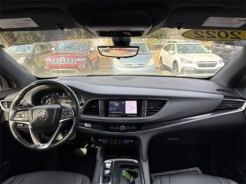 Used 2022 Buick Enclave Premium image 20