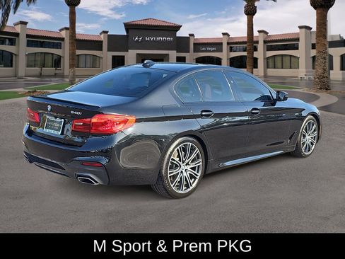 Used 2019 BMW 540i w/ M Sport Package RWD image 8