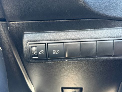 Used 2023 Toyota Corolla LE FWD image 29