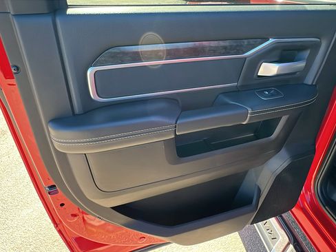 Used 2024 RAM 2500 Big Horn w/ Bed Utility Group image 23