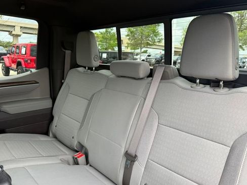 Used 2025 Chevrolet Silverado 1500 LT w/ Texas Edition Plus image 29