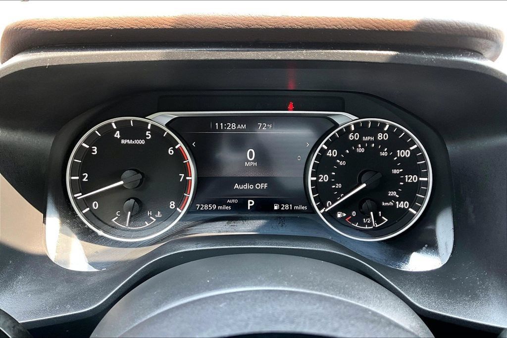 Used 2023 Nissan Rogue SV AWD/4WD image 13