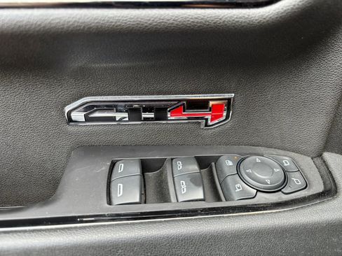 Used 2023 GMC Sierra 1500 AT4 w/ AT4 Premium Package image 13