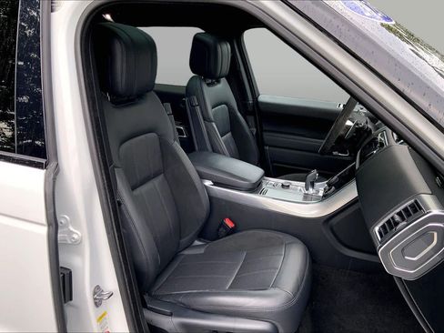 Used 2020 Land Rover Range Rover Sport HST AWD/4WD image 8