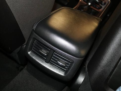 Used 2022 Dodge Challenger GT w/ Driver Convenience Group image 60