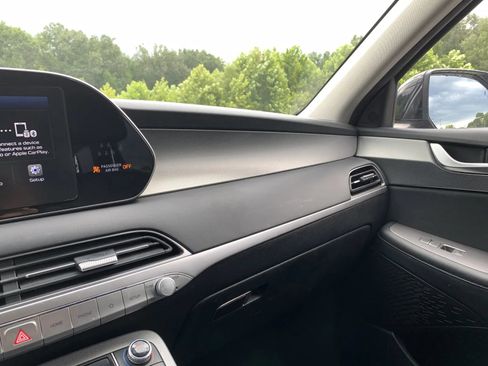 Used 2020 Hyundai Palisade SEL w/ Premium Package FWD image 19