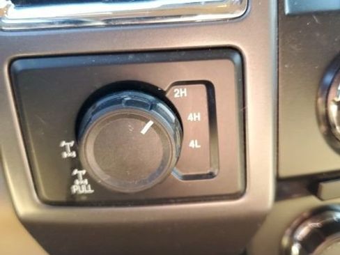 Used 2015 Ford F150 XLT w/ Equipment Group 302A Luxury image 10