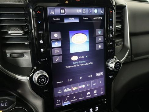 New 2026 RAM 1500 4x4 Crew Cab image 30