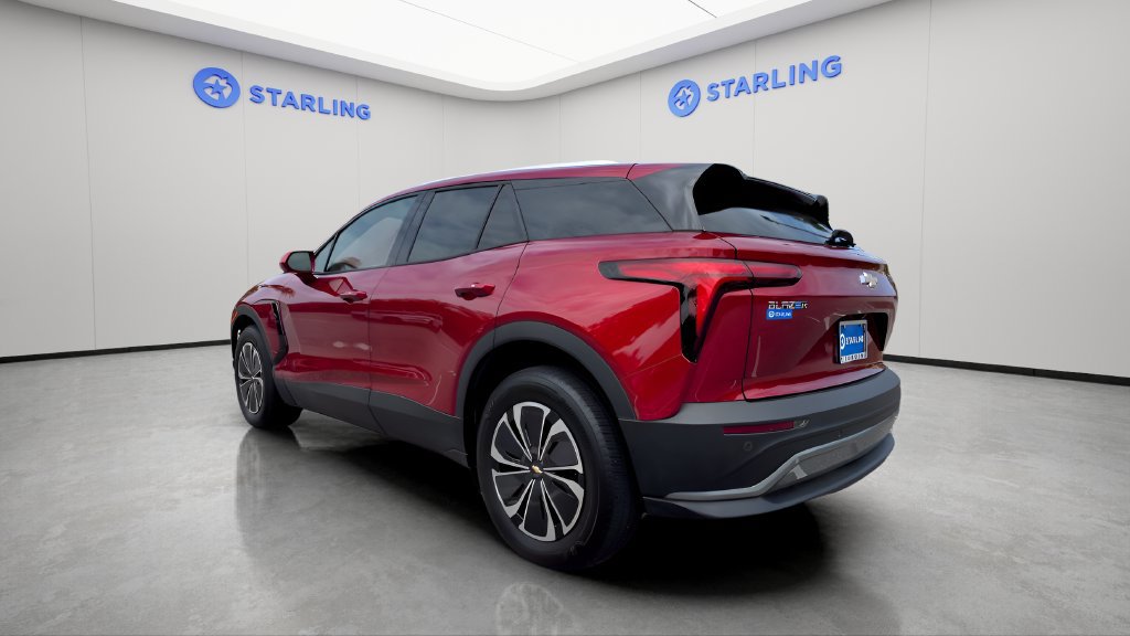 Used 2024 Chevrolet Blazer EV LT AWD/4WD image 6