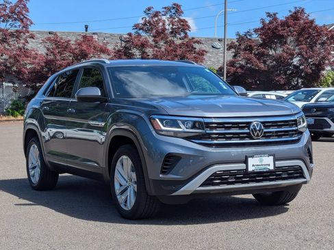 Used 2020 Volkswagen Atlas Cross Sport SE AWD/4WD image 7