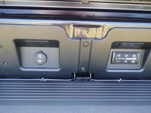 New 2025 Ford Explorer ST-Line w/ Premium Package image 26