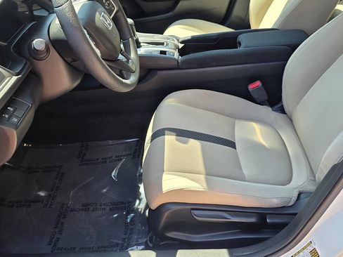 Used 2019 Honda Civic LX image 19