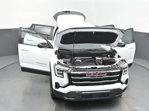 Used 2025 GMC Terrain Elevation image 28