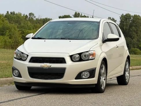 Used 2013 Chevrolet Sonic LTZ FWD image 28