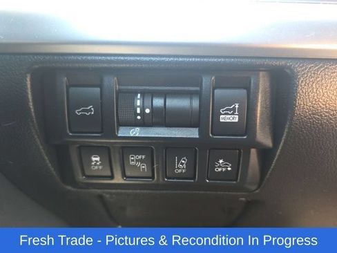 Used 2019 Subaru Outback 2.5i Limited AWD/4WD image 17