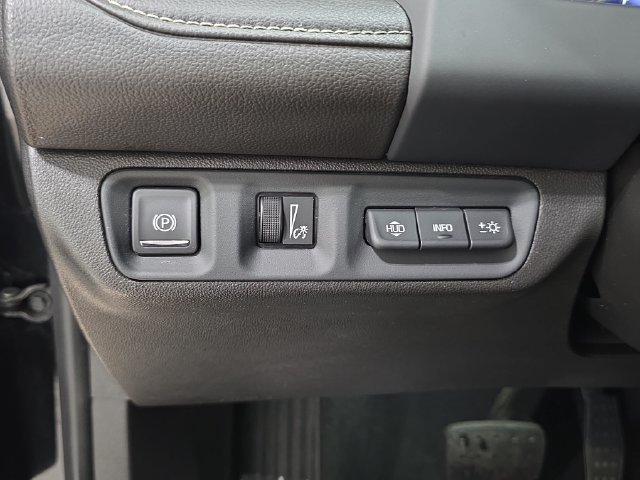 Used 2023 GMC Acadia Denali w/ Denali Technology Package AWD/4WD image 24