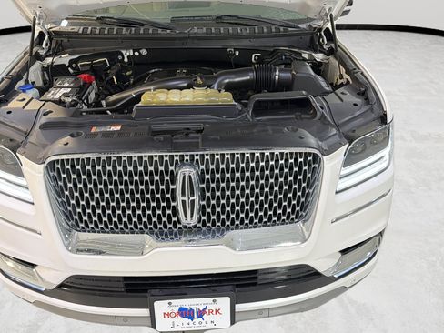 Used 2019 Lincoln Navigator Select w/ Cargo Package AWD/4WD image 35