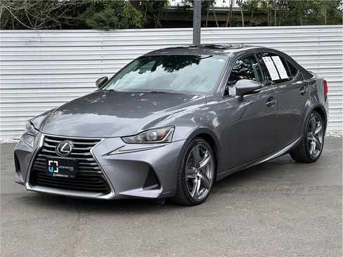 Used 2017 Lexus IS 200t w/ Navigation System Package RWD image 6