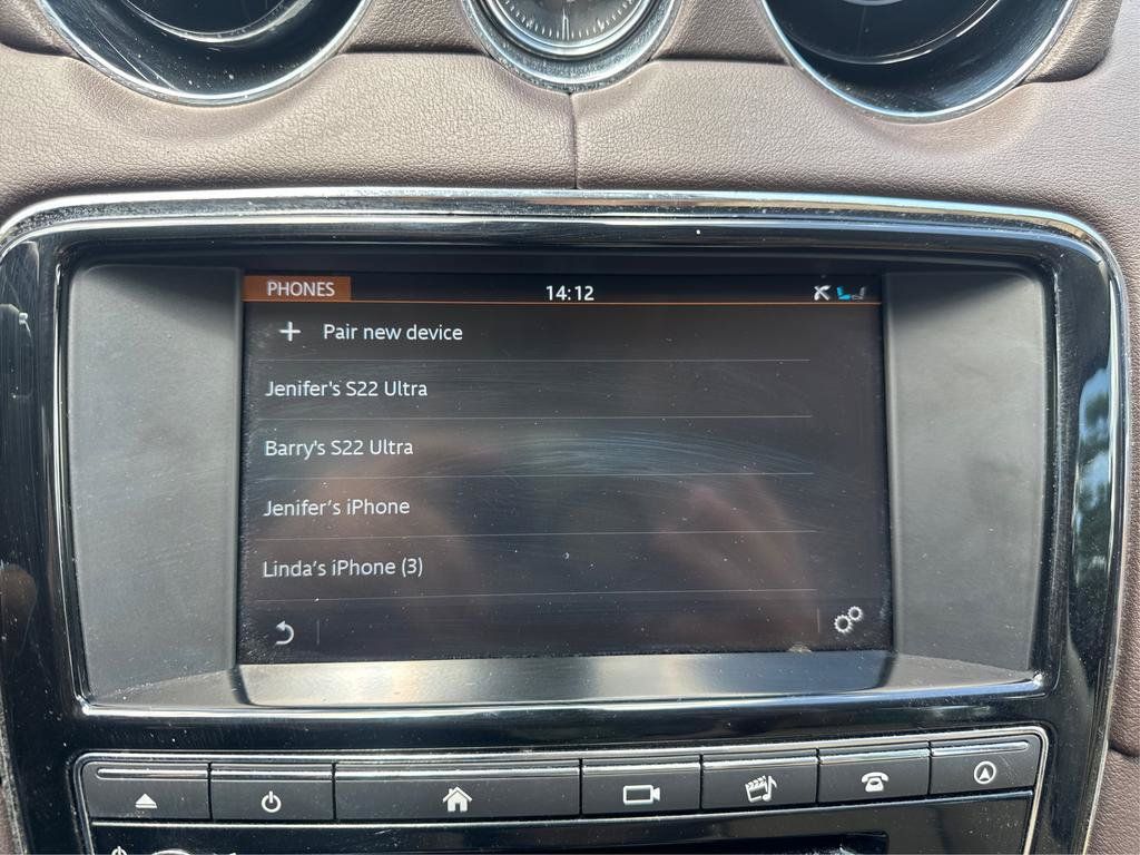 Used 2016 Jaguar XJ Supercharged RWD image 23
