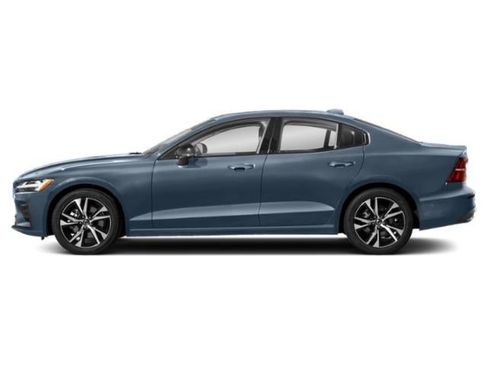 Used 2024 Volvo S60 B5 Core AWD/4WD image 2
